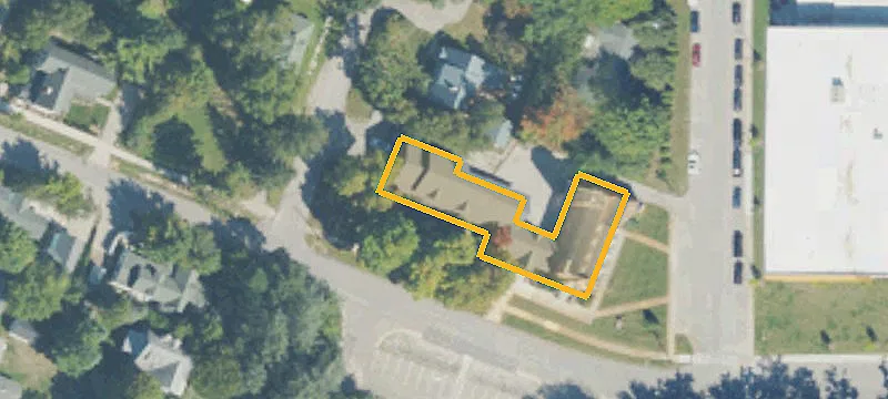 303 Pearl St