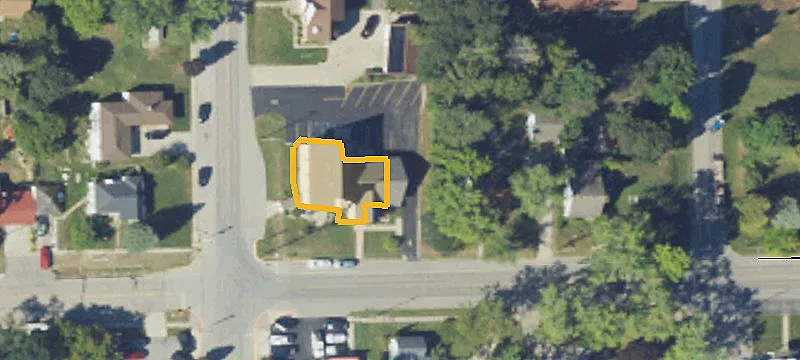 101 Main St