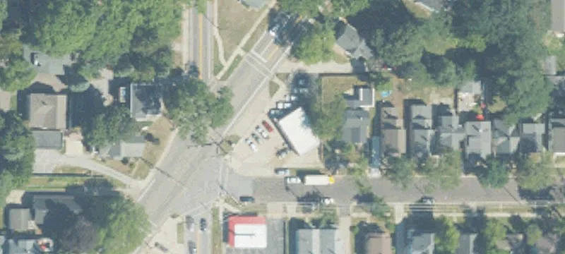 1467 Main St