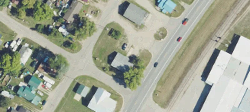 9890 Frnt St