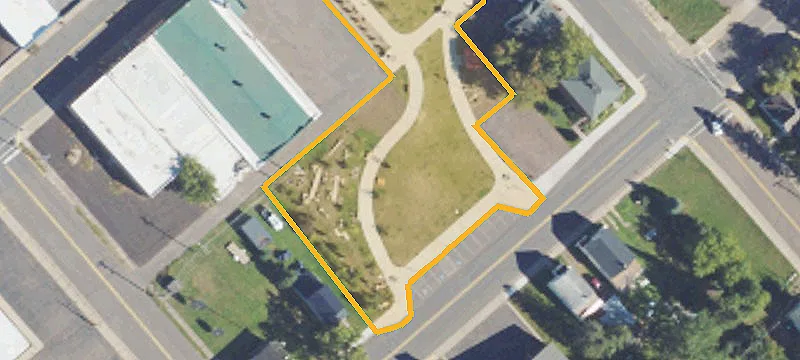 110 Mcleod Ave