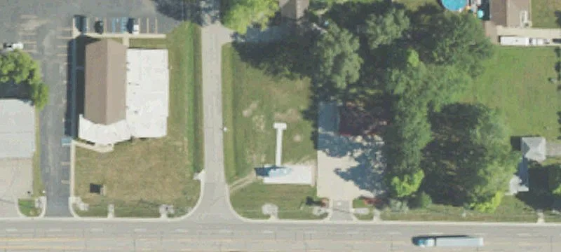 4339 Davison Rd