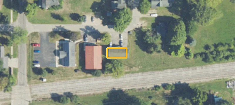 320 Main St