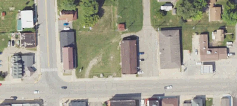 17 Lapeer St