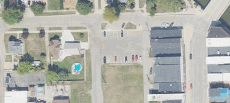 21 Sebewaing St