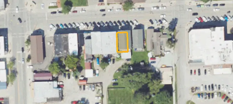 7282 Huron Ave