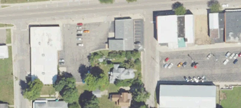 Maple St