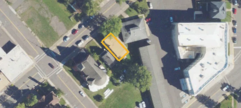 315 Aurora St