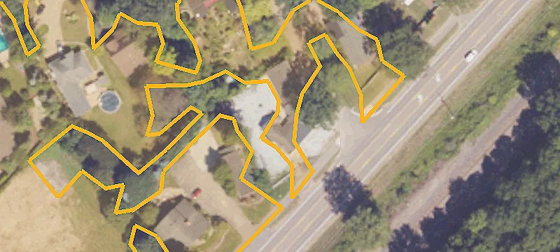 15972 Red Arrow Hwy