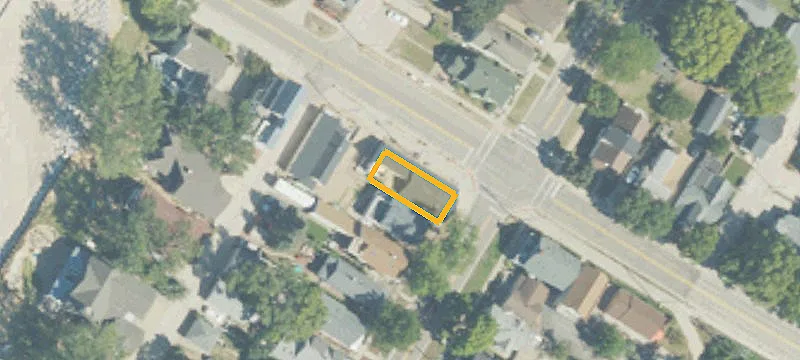 800 Lions Park Dr