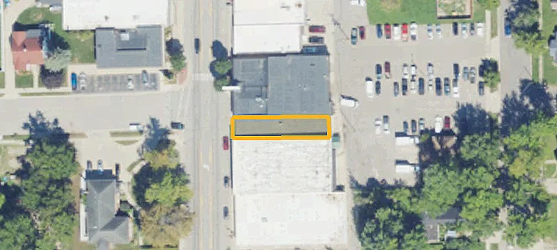3101 Main St