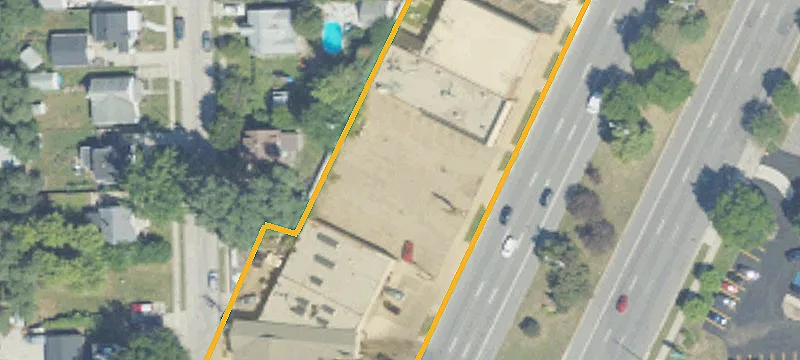 26051 Gratiot Ave