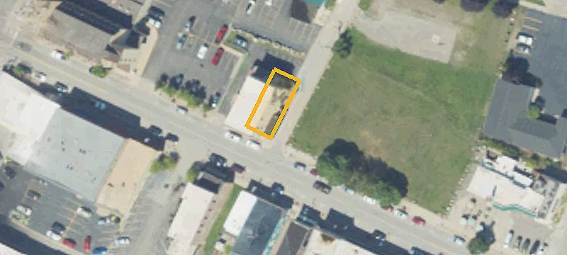 206 Portage Ave