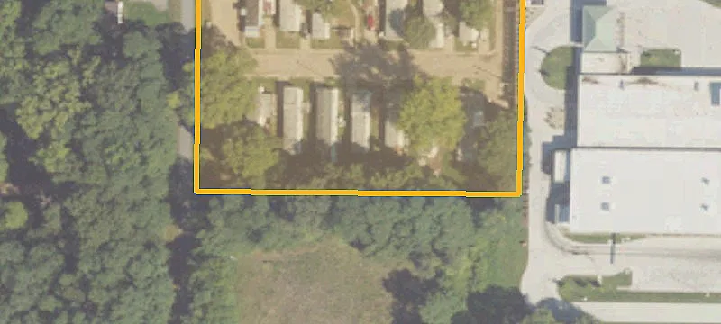 902 Michigan St