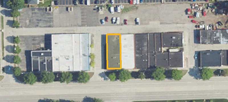 940 14th Mile Rd