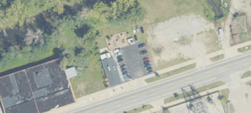 325 Main St