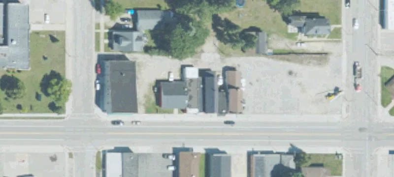 321 Deer St