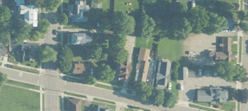 30 Harrison St