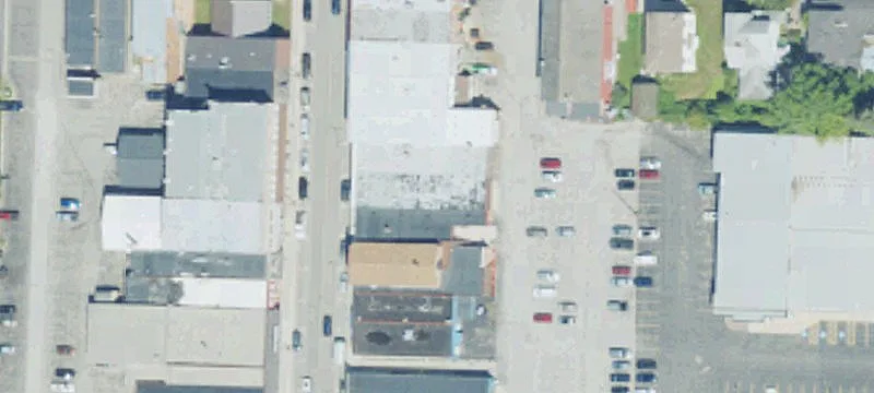 215 Cedar St