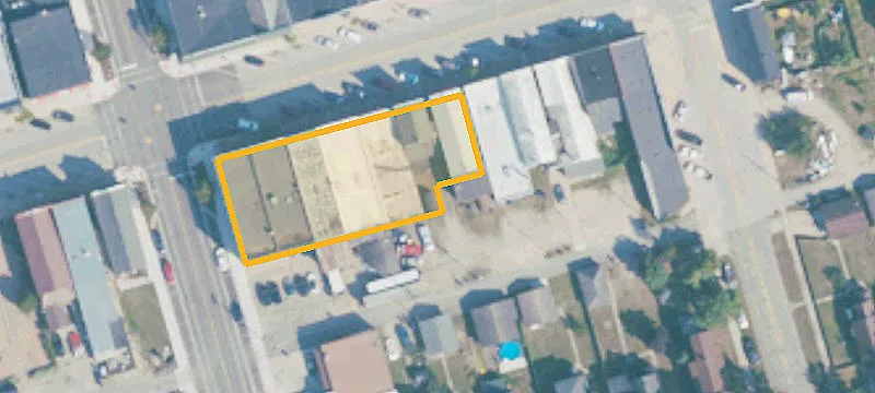 813 Delta Ave