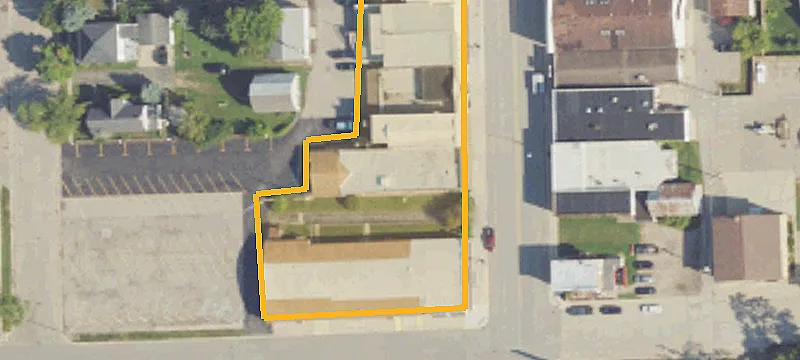 3467 Main St