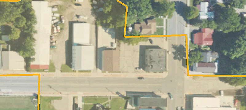 101 Main St