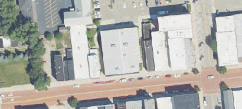 418 Main St
