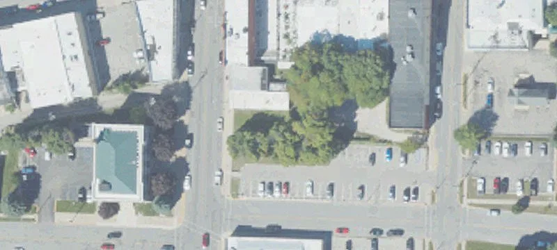 Maple St