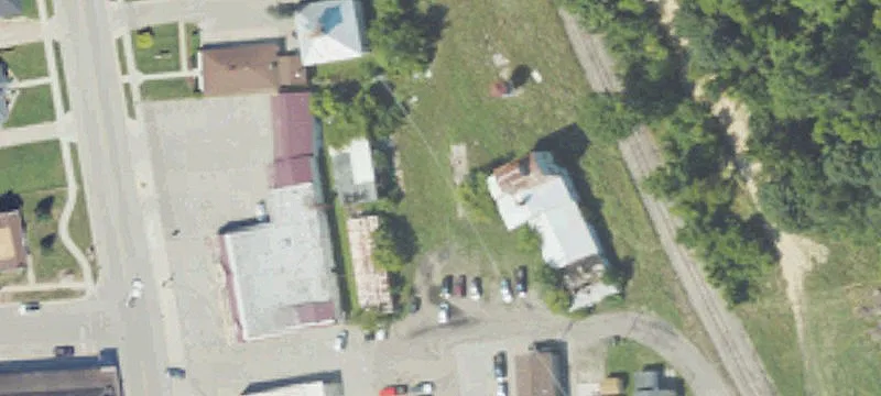 108 Howard Ave
