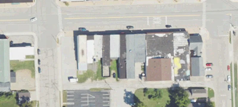 4229 Main St