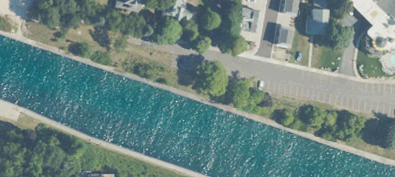 Pne Riv Ln