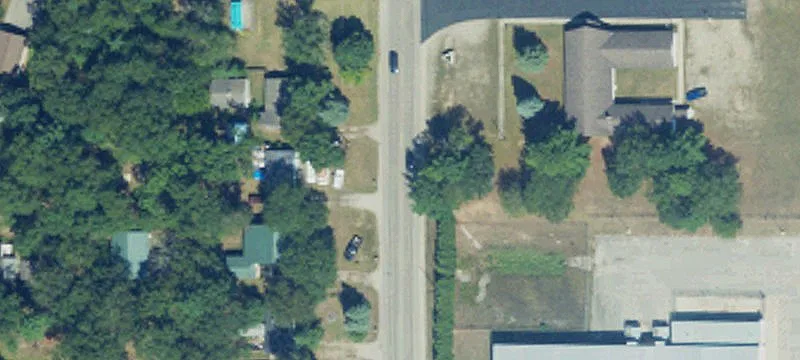 5726 Cedar Lk Rd