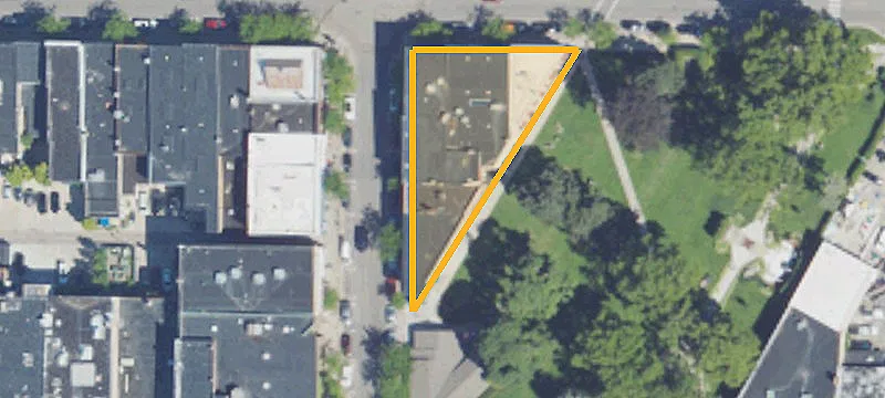 309 Howard St