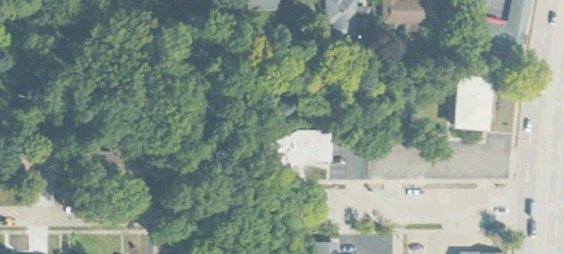 711 Comings Ave