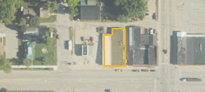 112 Main St