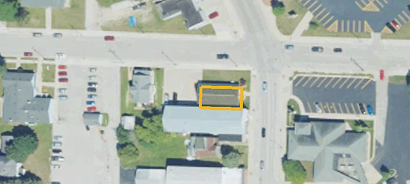 102 Cedar St