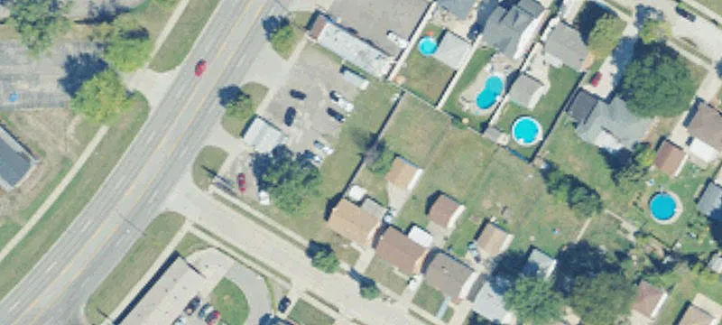 Saint Clair Shores, MI 48082