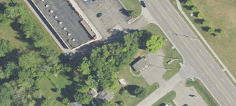 Saginaw St