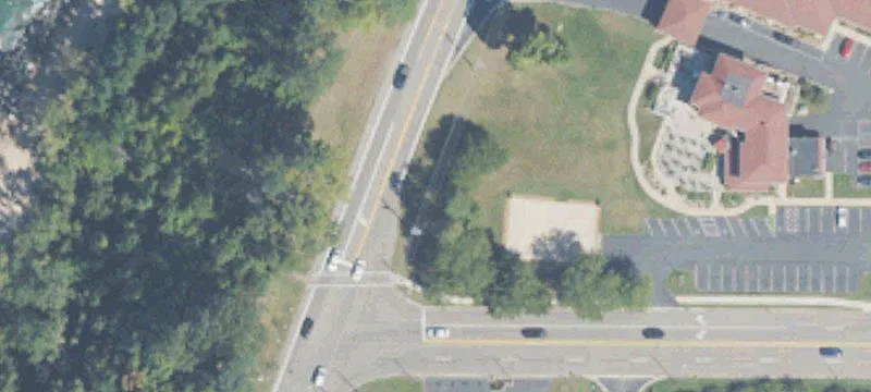 3029 Lakeshore Dr
