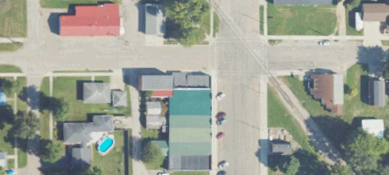 100 Sterling St