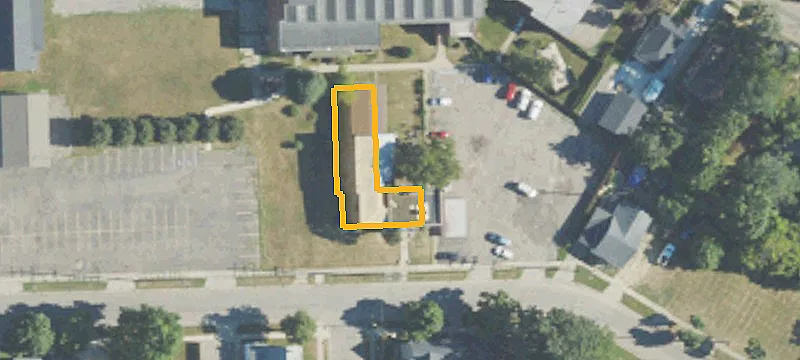 121 Chamberlain St