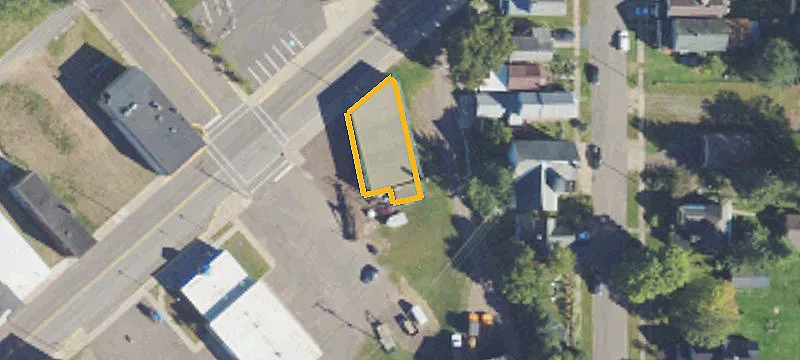 305 Mcleod Ave