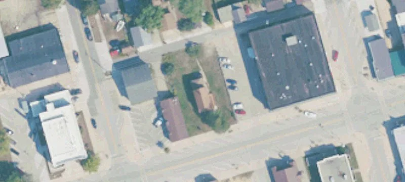 1016 Delta Ave