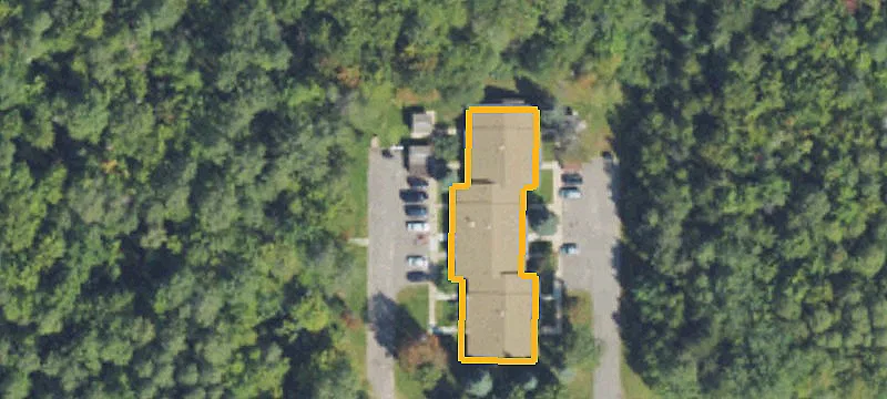 15083 Maplewood Rd
