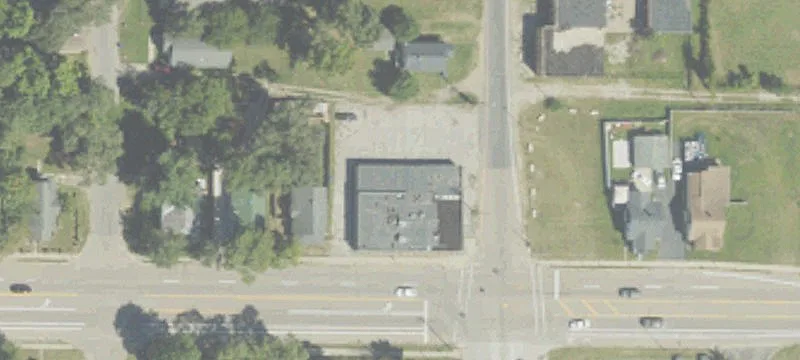 995 Main St