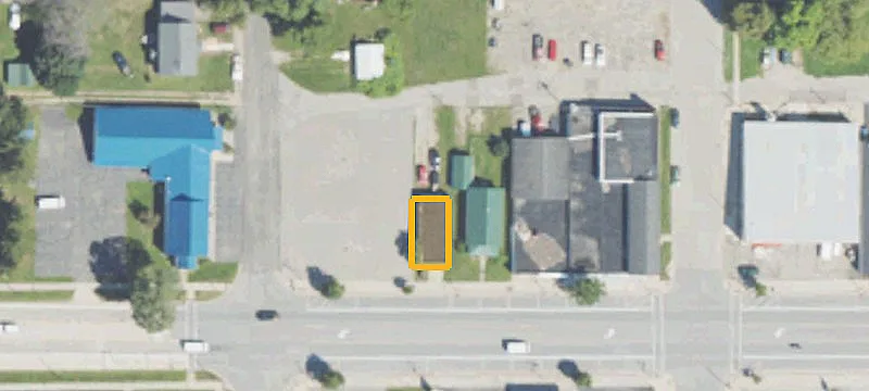 211 Main St