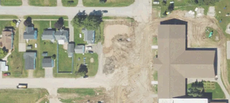 320 Pleasant St