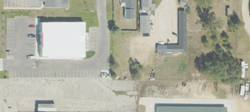 Airport E Rd