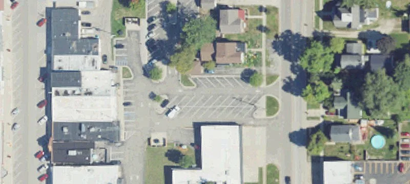 Main St