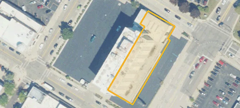 100 Main St